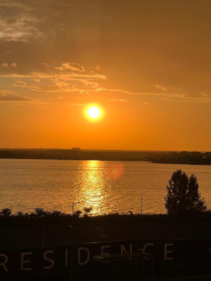 Lotus Northsea Apartment Mamaia Dış mekan fotoğraf